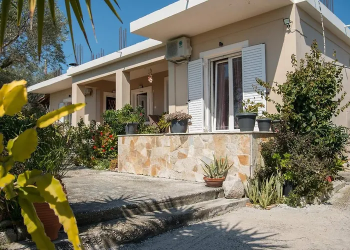 Pura Vida Home