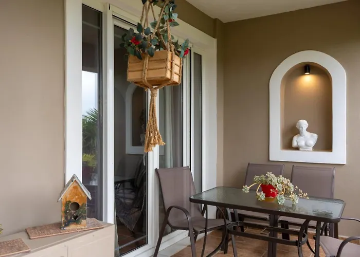 Pura Vida Home